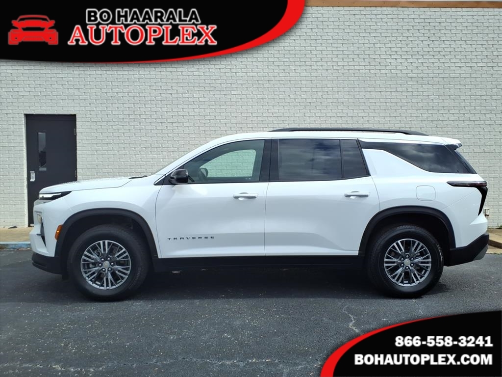 2025 Chevrolet Traverse LT 2WD