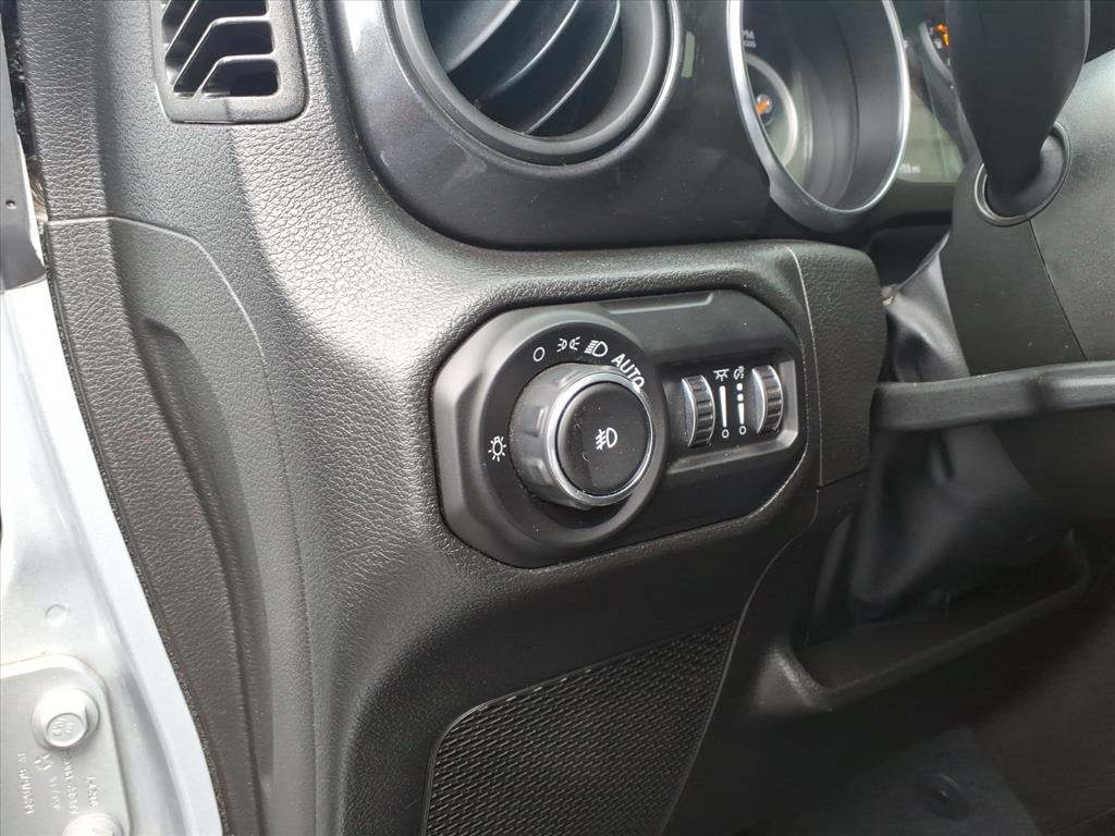 Jeep Wrangler Sport 4x4 2022