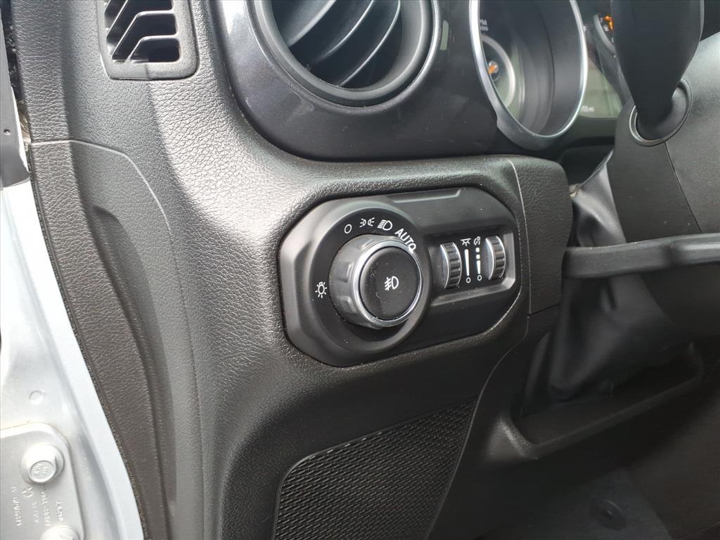 Jeep Wrangler Sport 4x4 2022