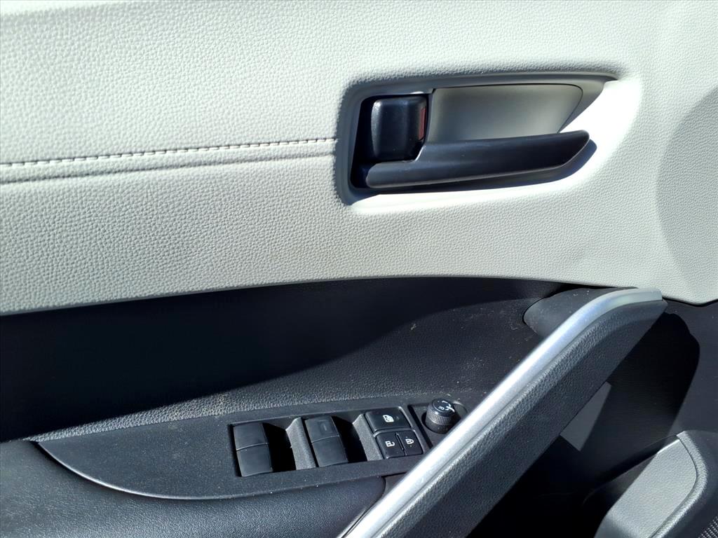 Toyota Corolla Cross LE 2024