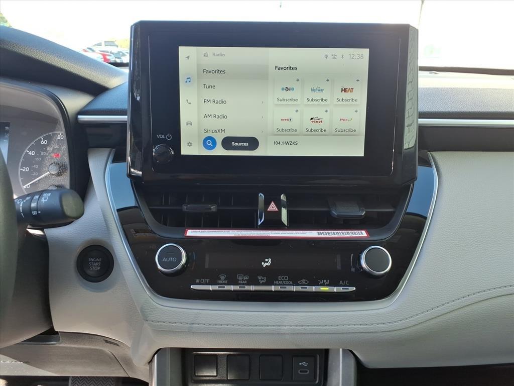 Toyota Corolla Cross LE 2024