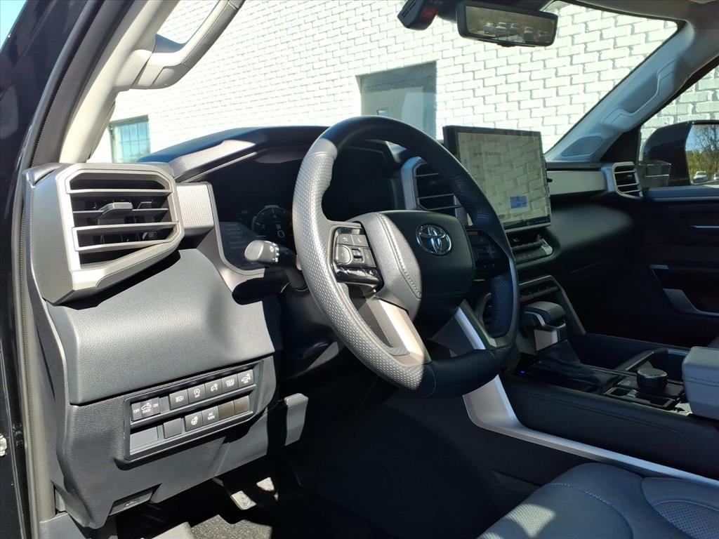 Toyota Tundra Limited 2024