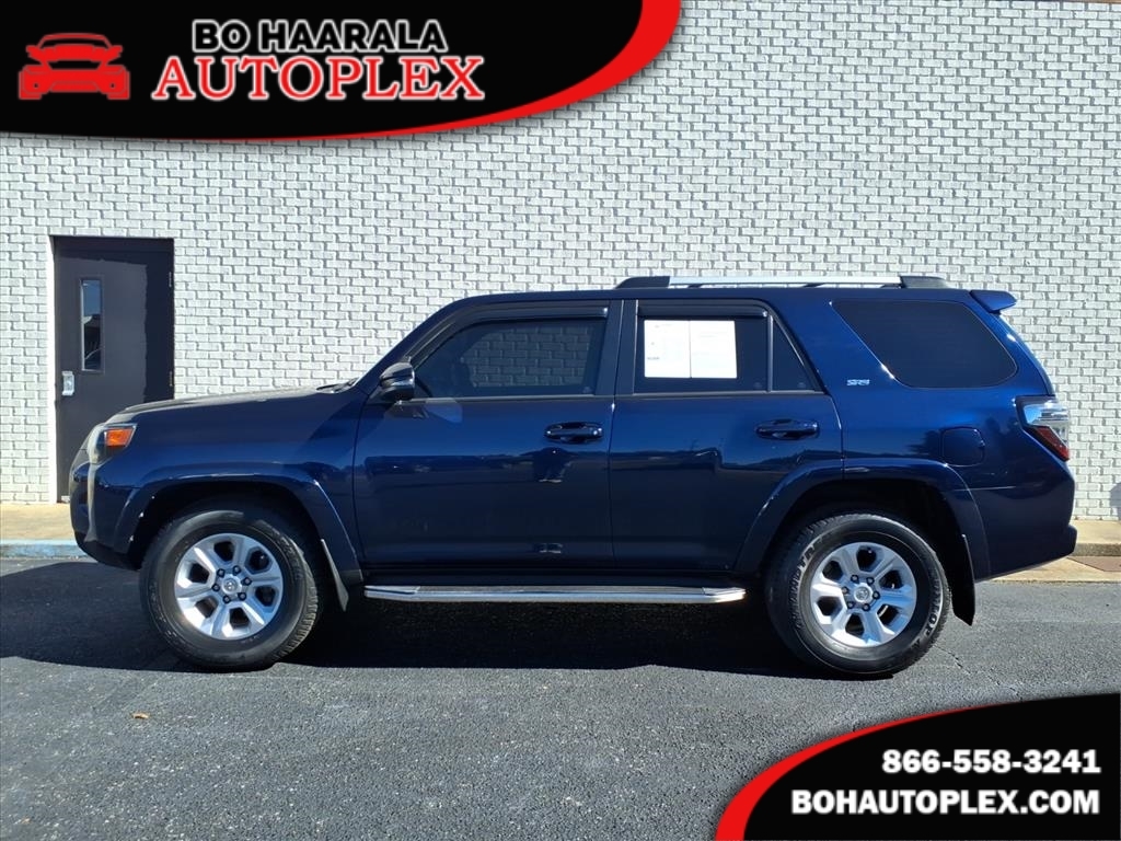 2022 Toyota 4Runner SR5 Premium RWD