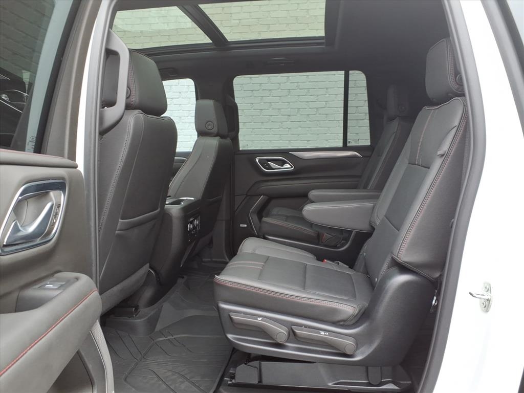 Chevrolet Suburban  2024