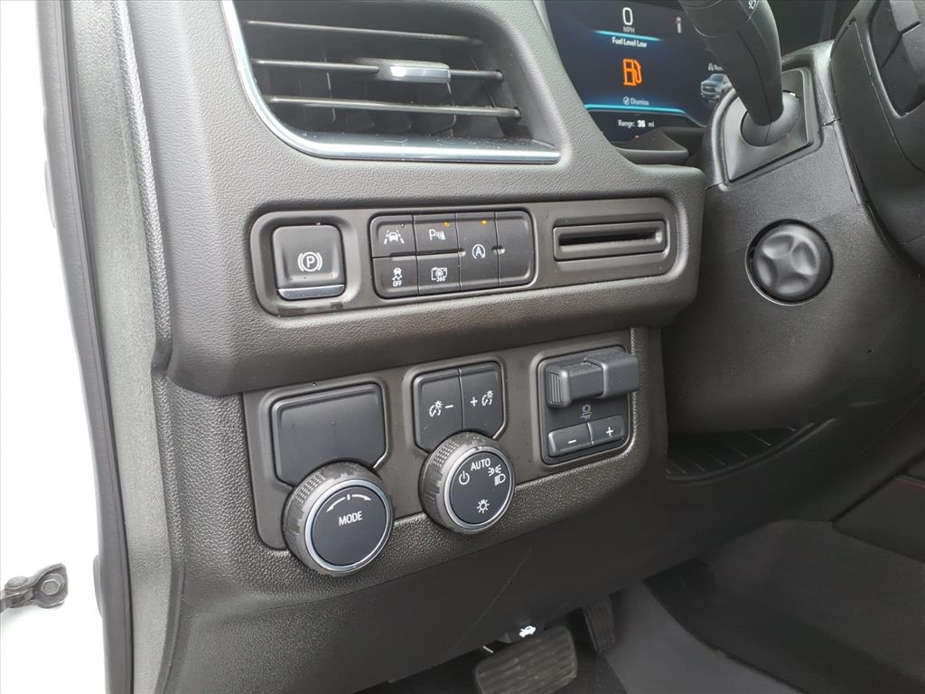 Chevrolet Suburban  2024