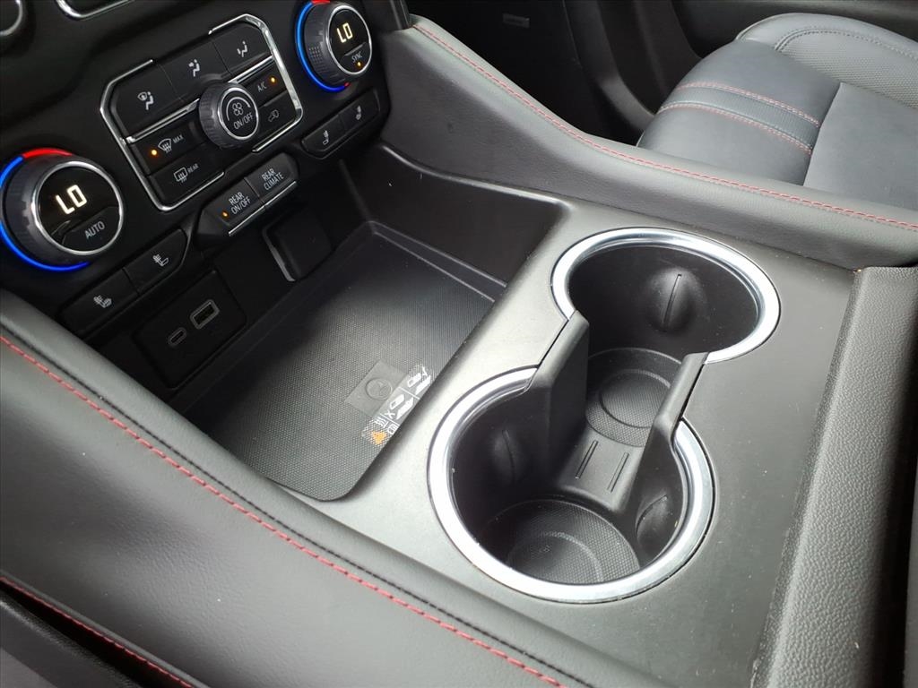 Chevrolet Suburban  2024