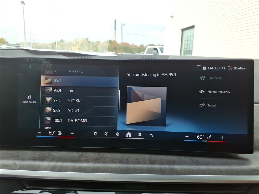 BMW X5 xDrive40i 2025