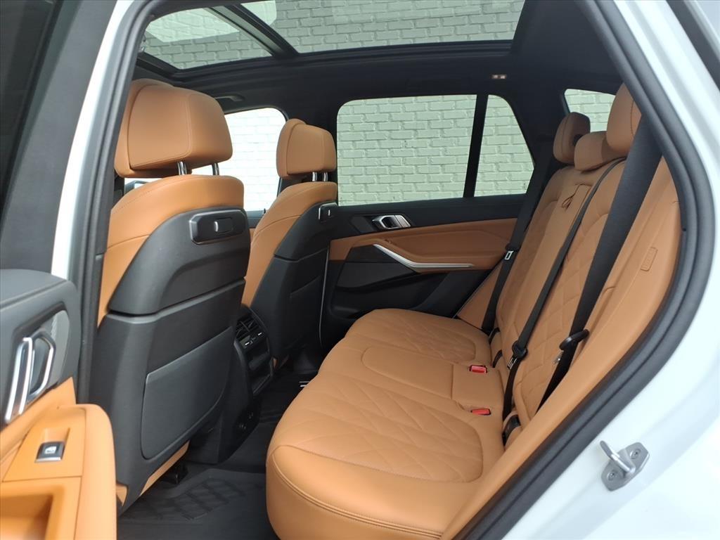 BMW X5 xDrive40i 2025