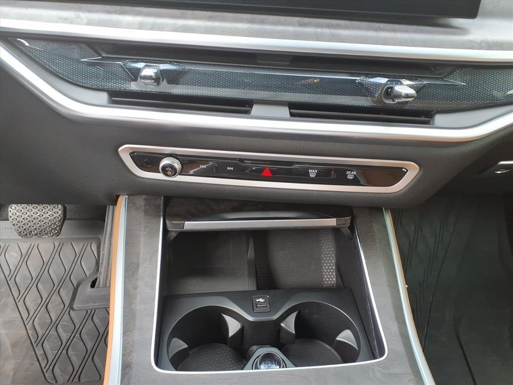 BMW X5 xDrive40i 2025