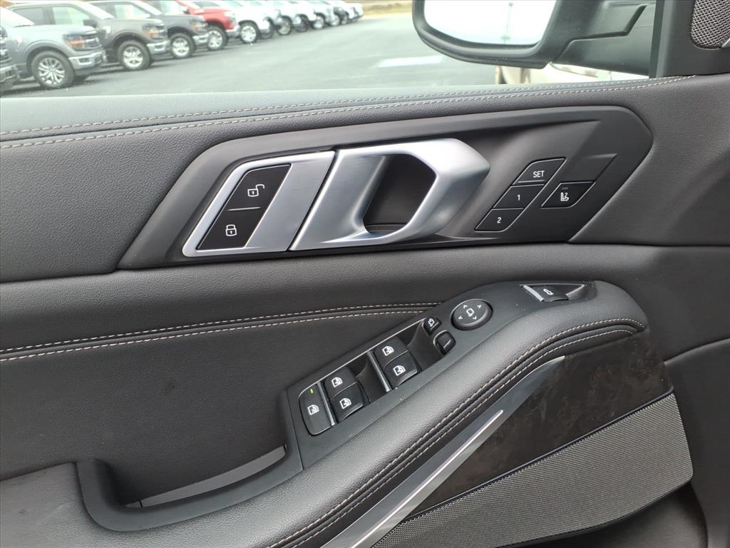 BMW X5 xDrive40i 2025