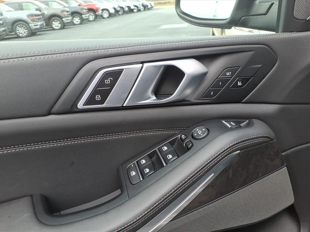 BMW X5 xDrive40i 2025