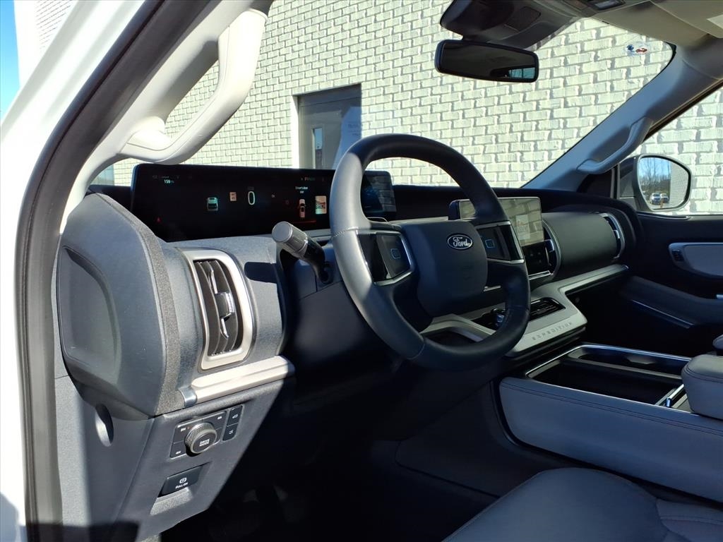 Ford Expedition  2025