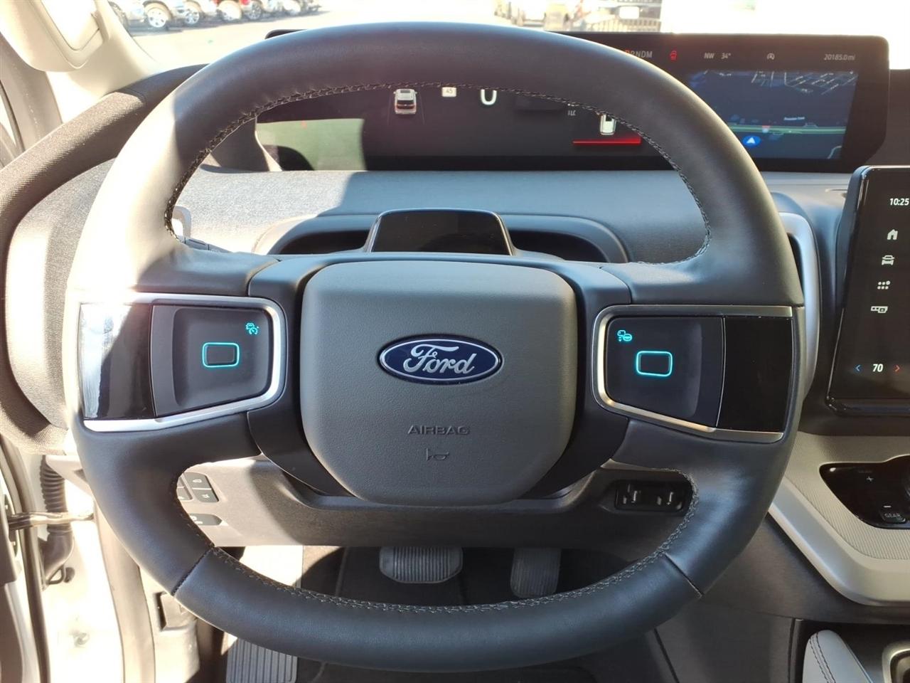 Ford Expedition Active 4x4 2025