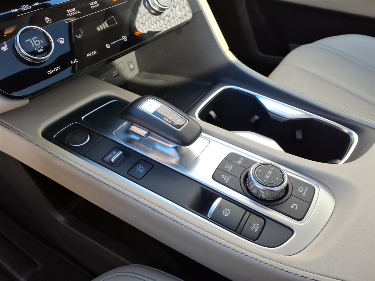 Infiniti QX60 PURE 2025