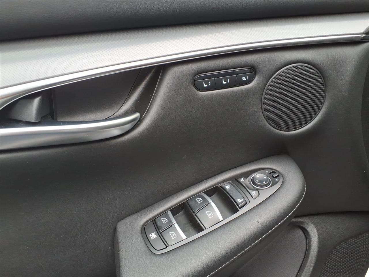 Infiniti QX50 LUXE AWD 2025