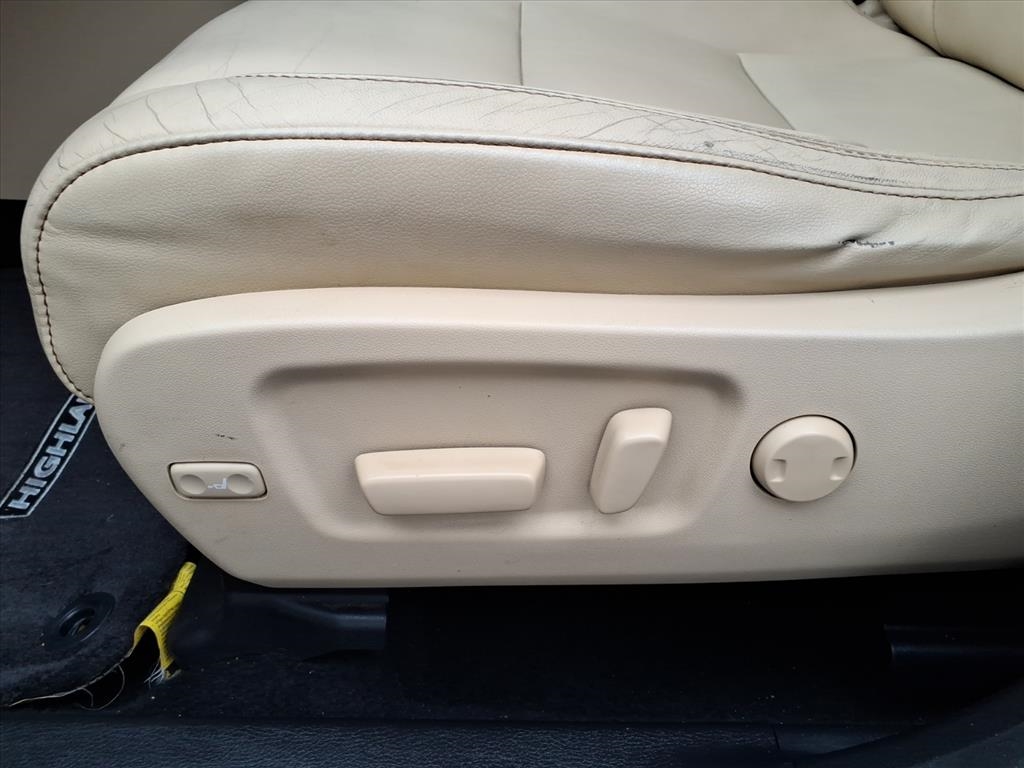 Toyota Highlander  2016