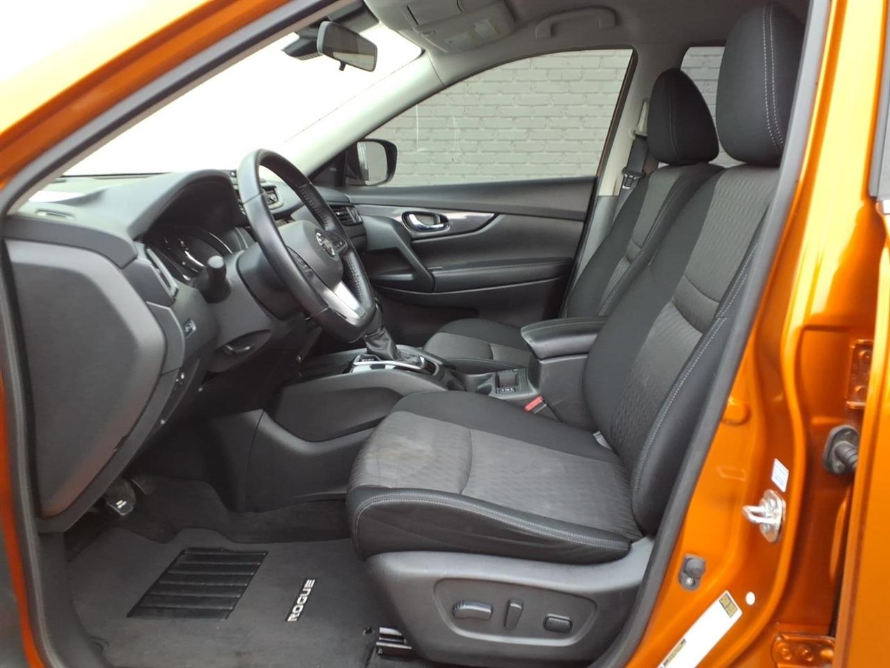 Nissan Rogue SV 2020