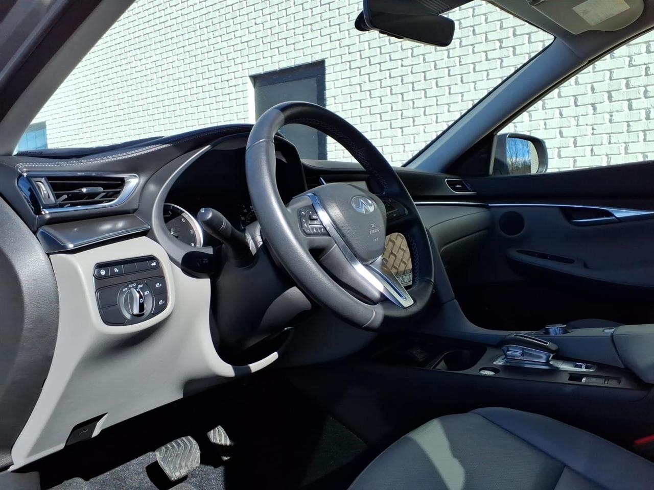 Infiniti QX50 LUXE AWD 2025