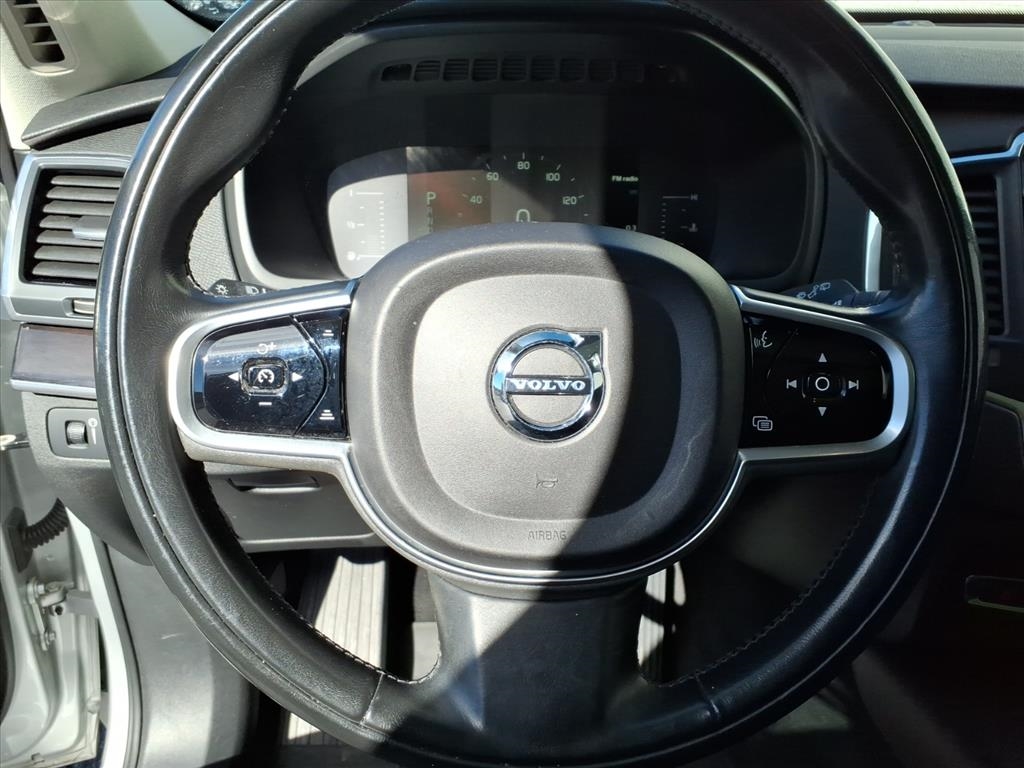 Volvo XC90  2019