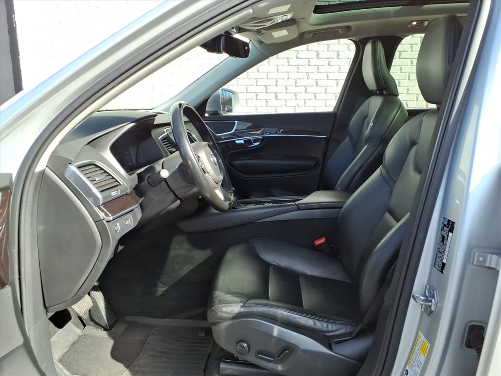 Volvo XC90  2019