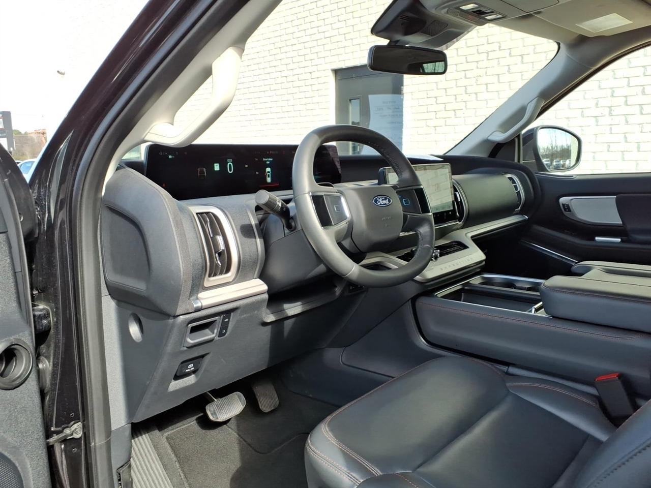 Ford Expedition  2025