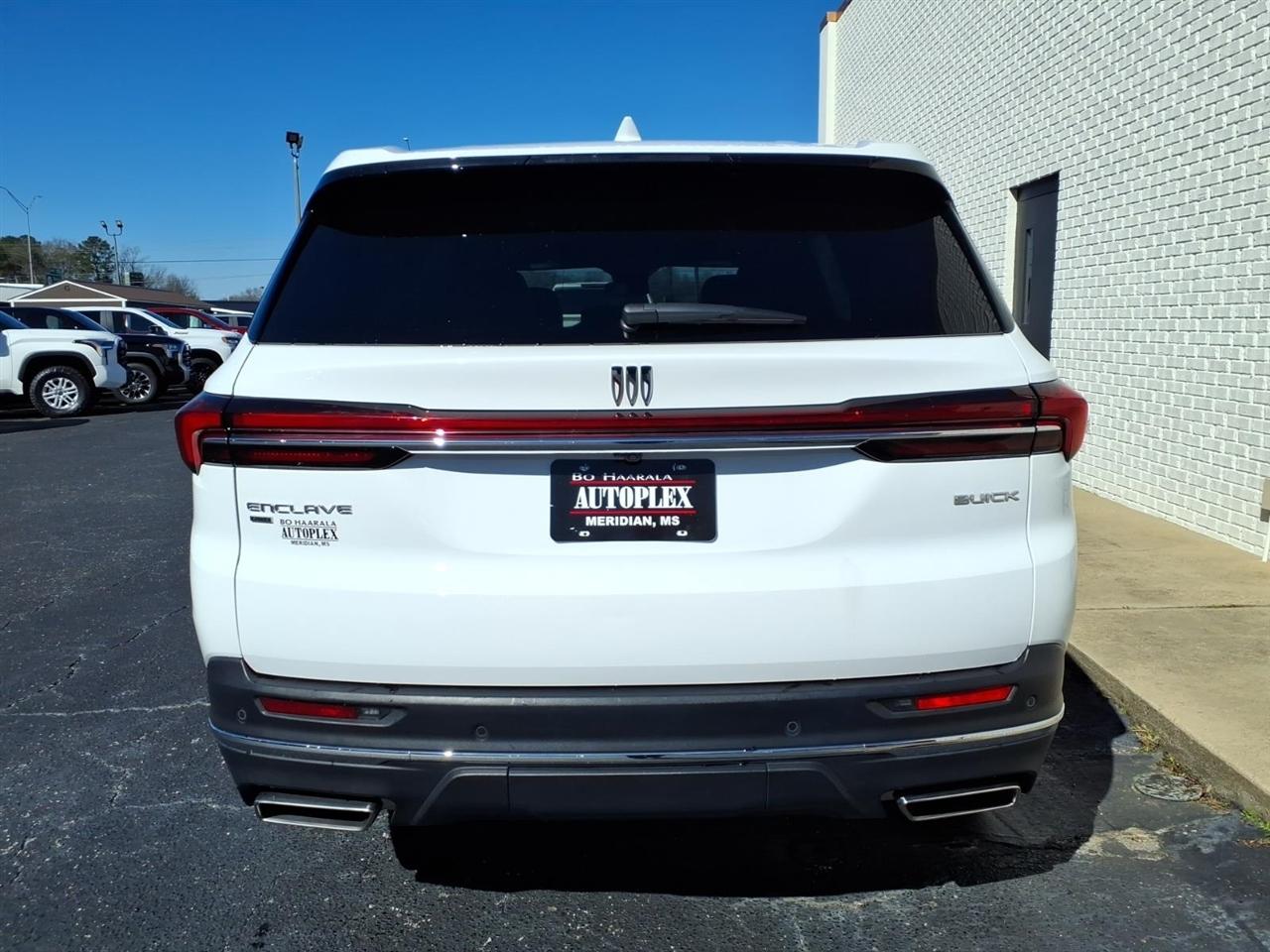 Buick Enclave Preferred 2025