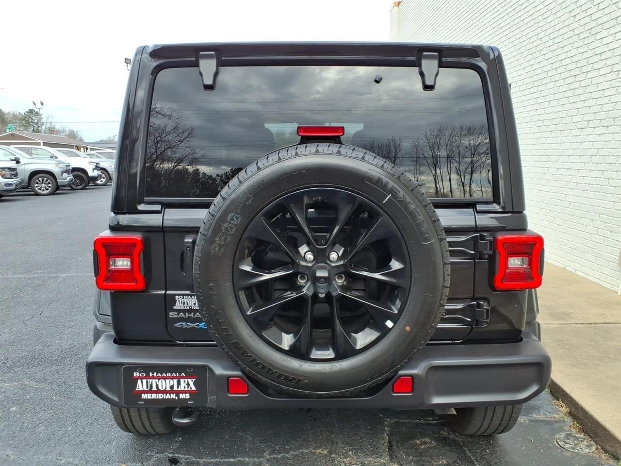 Jeep Wrangler 4xe  2025
