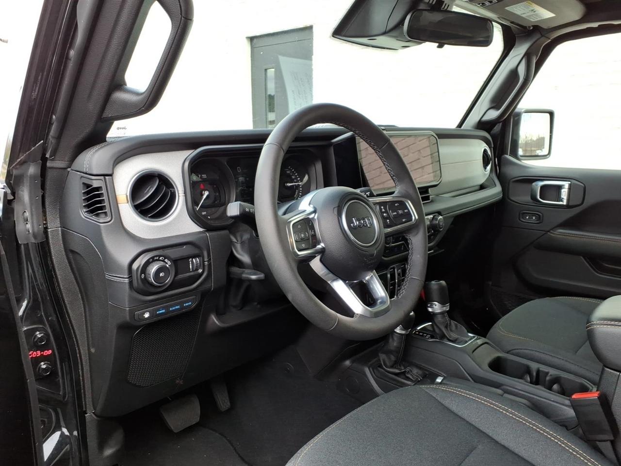 Jeep Wrangler 4xe  2025