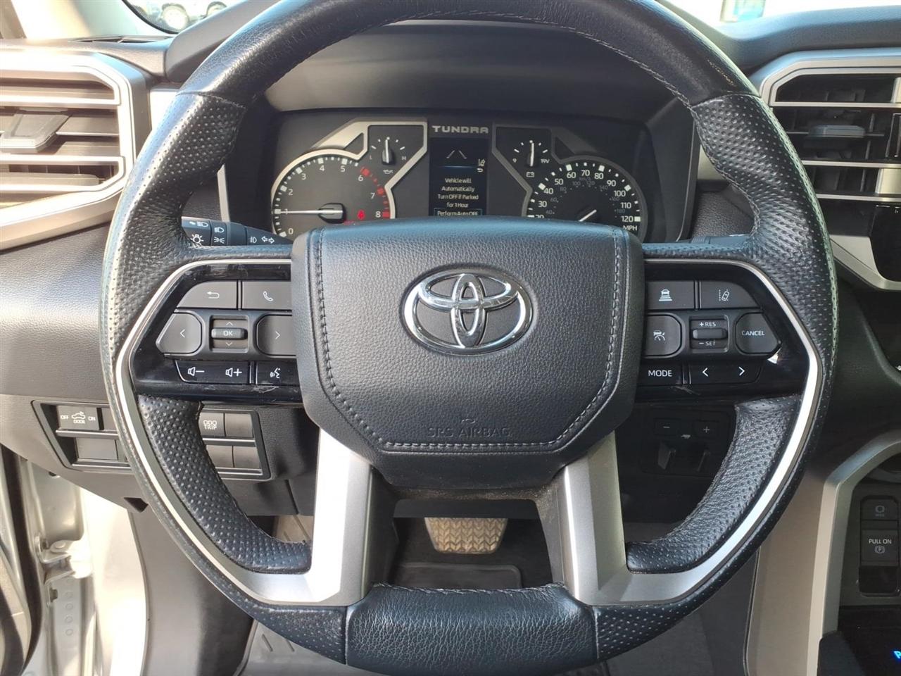 Toyota Tundra  2024