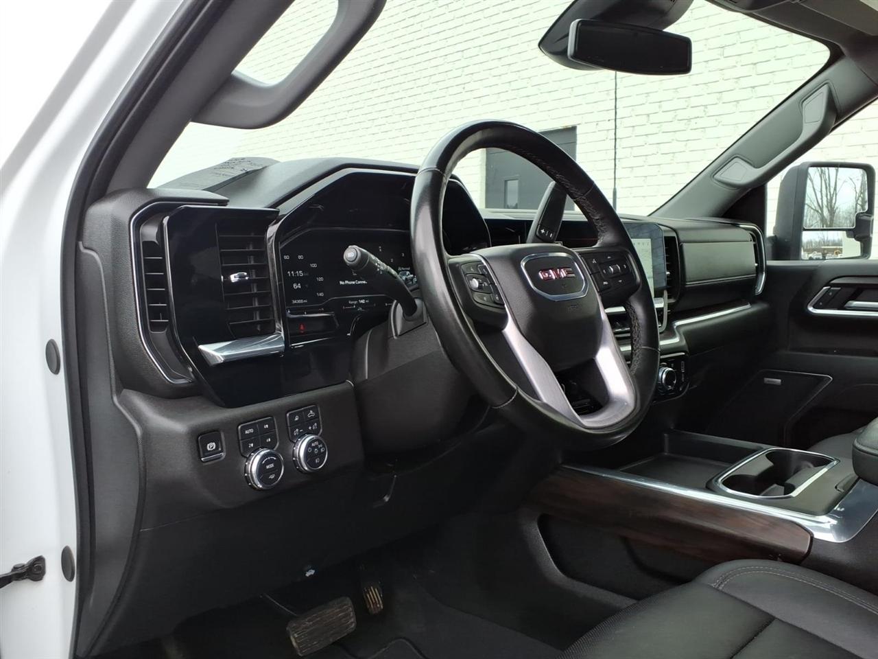 GMC Sierra 2500HD SLT 2025