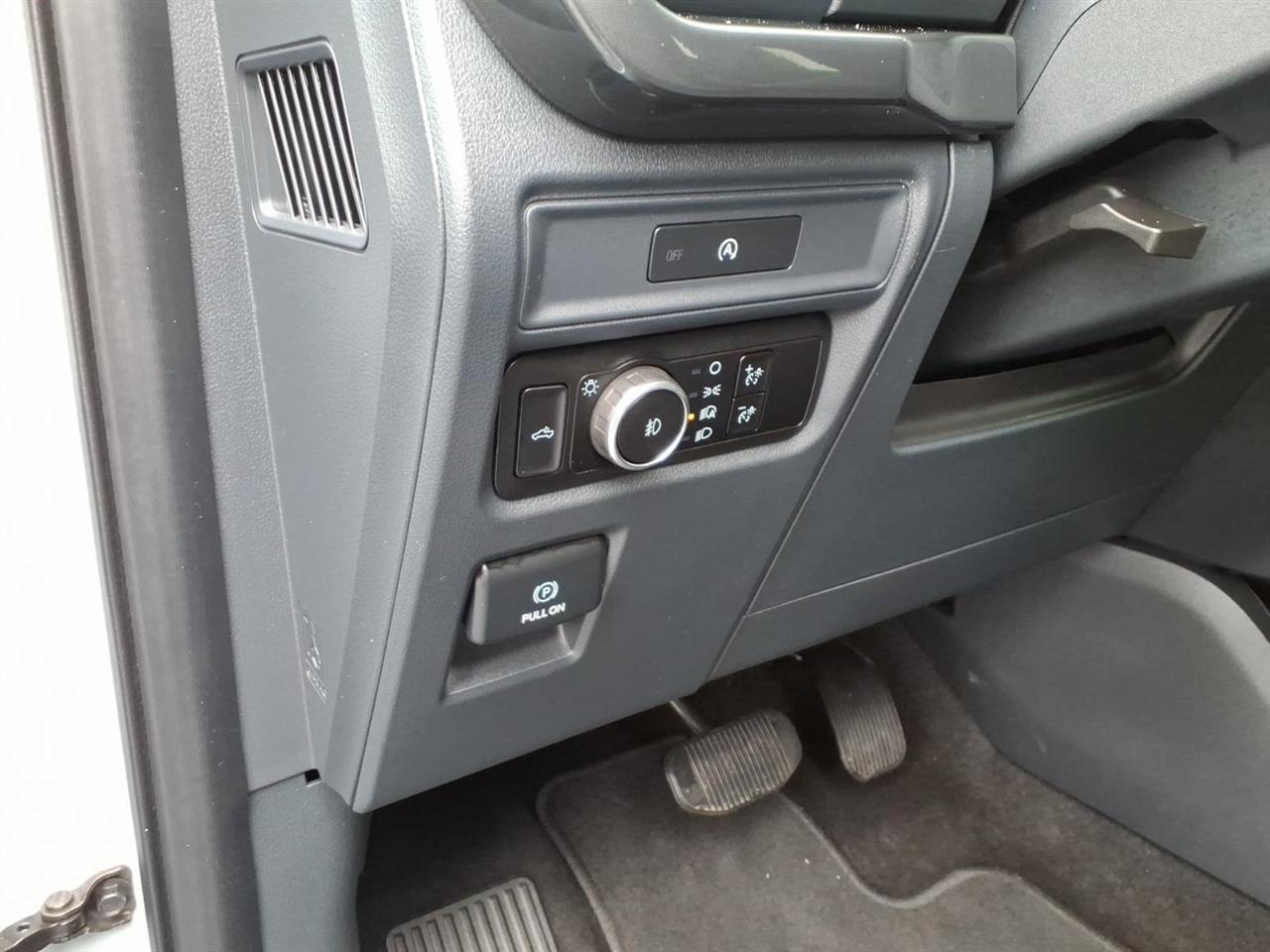 Ford F-150 STX 2WD 2025