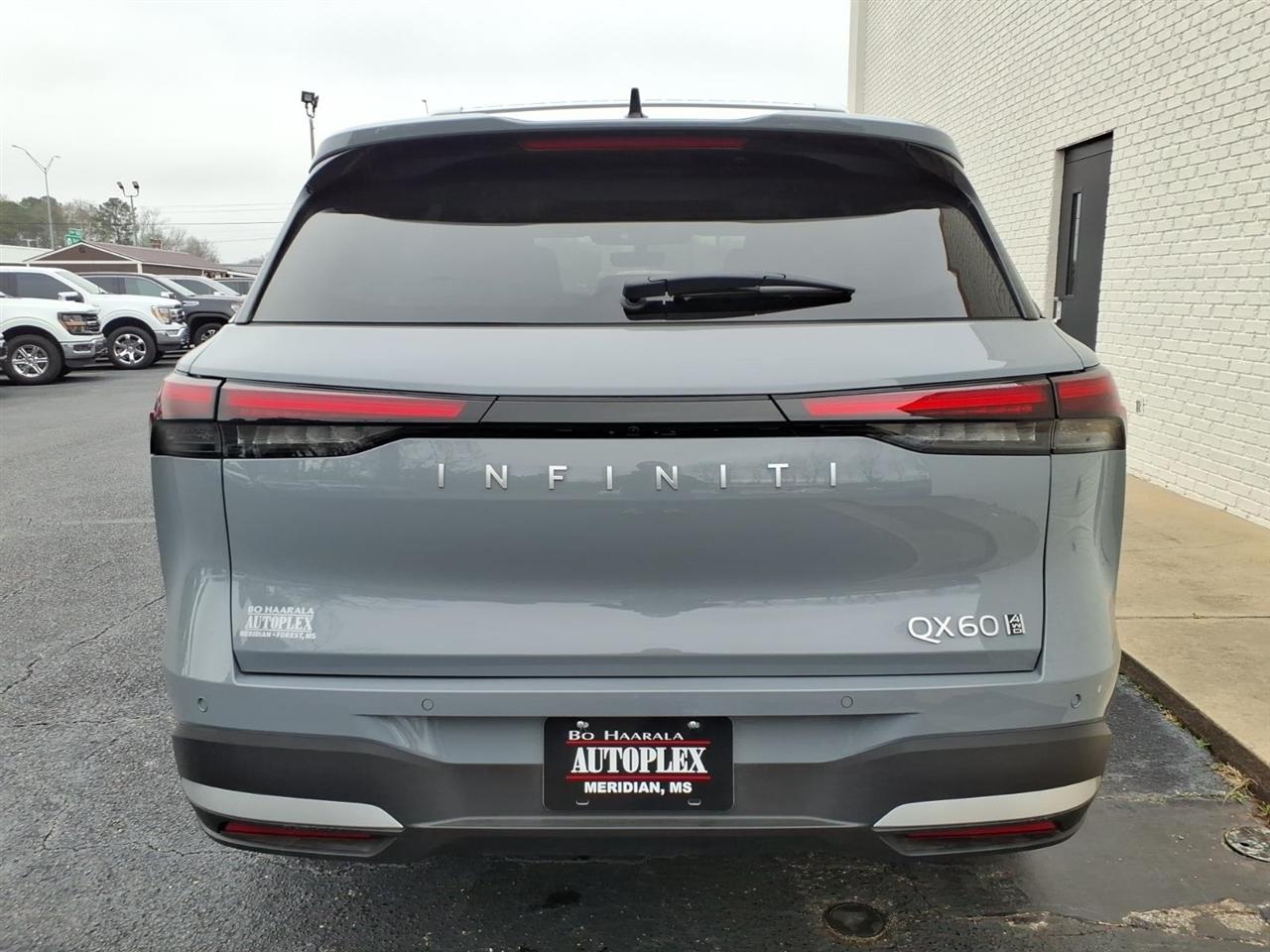 Infiniti QX60 Luxe 2026