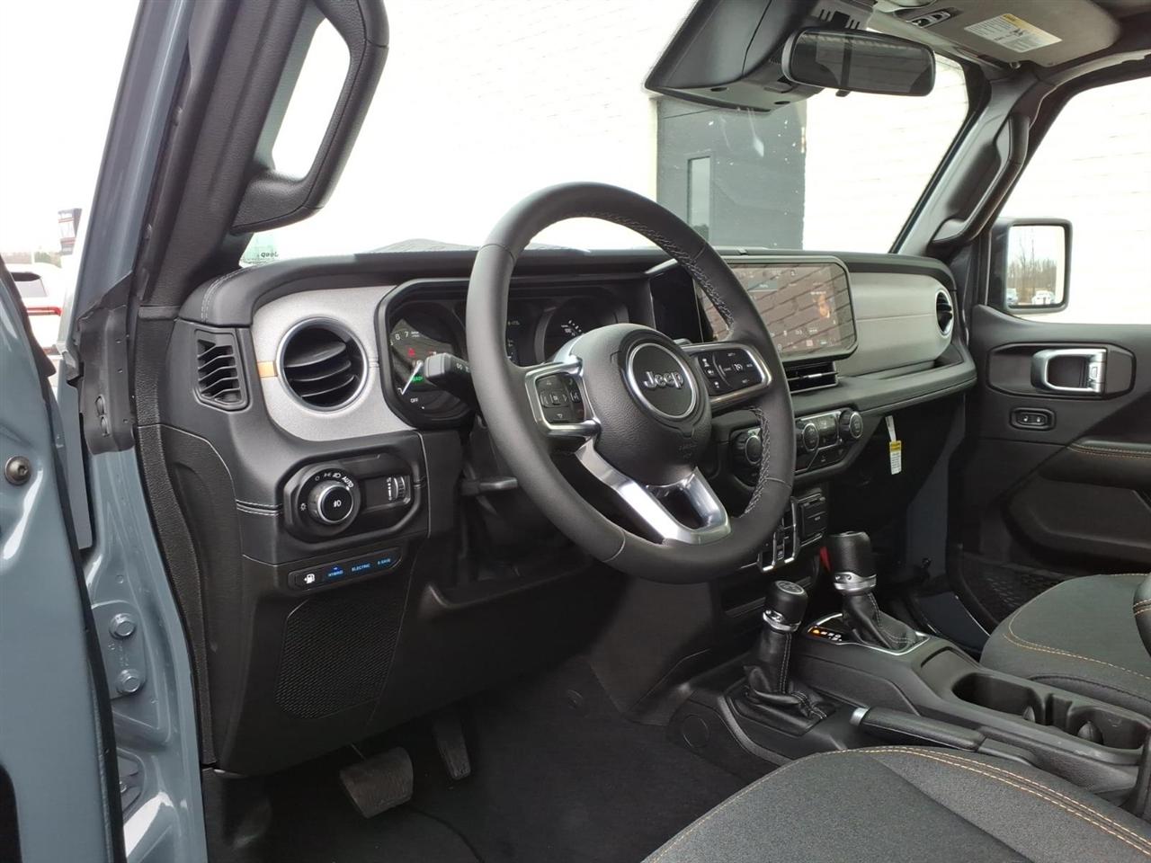 Jeep Wrangler 4xe  2025