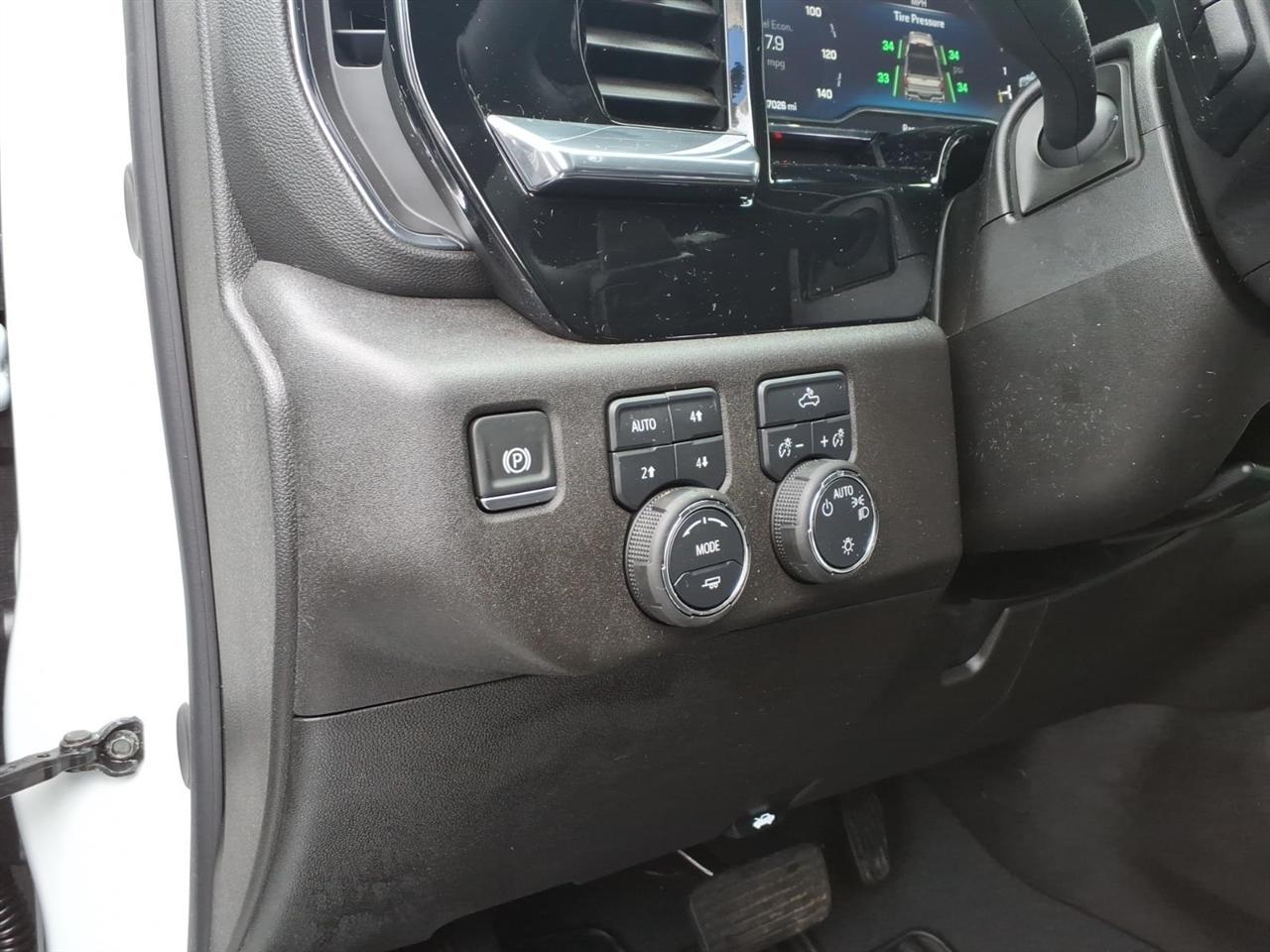 Chevrolet Silverado 1500  2025