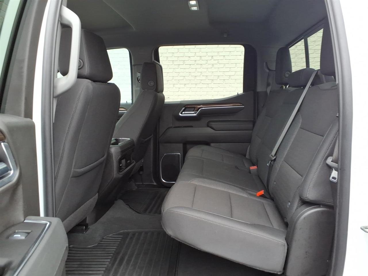 Chevrolet Silverado 1500  2025