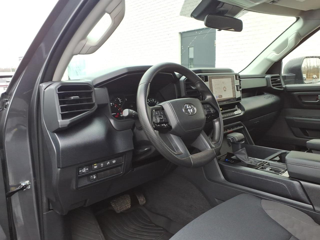 Toyota Tundra  2024