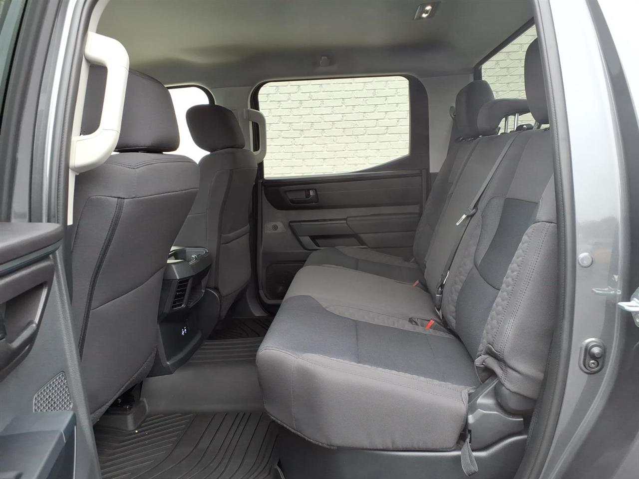 Toyota Tundra  2024