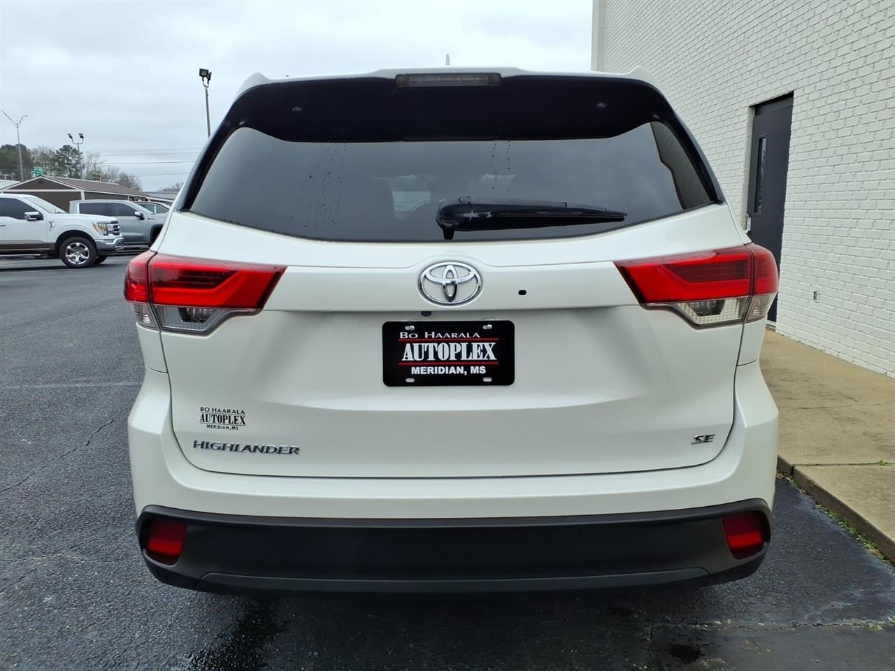 Toyota Highlander  2018