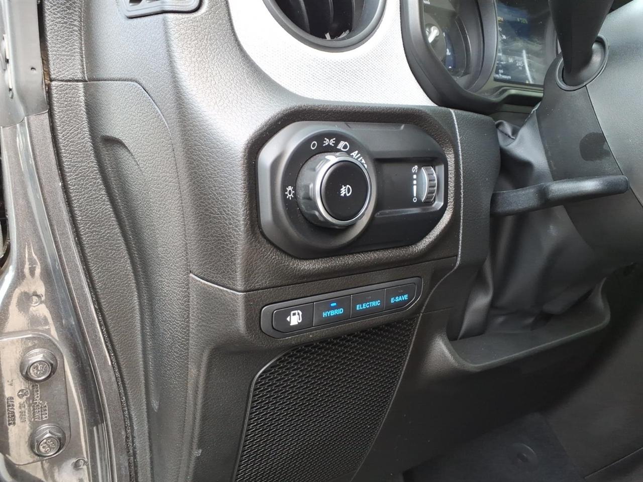 Jeep Wrangler 4xe  2025