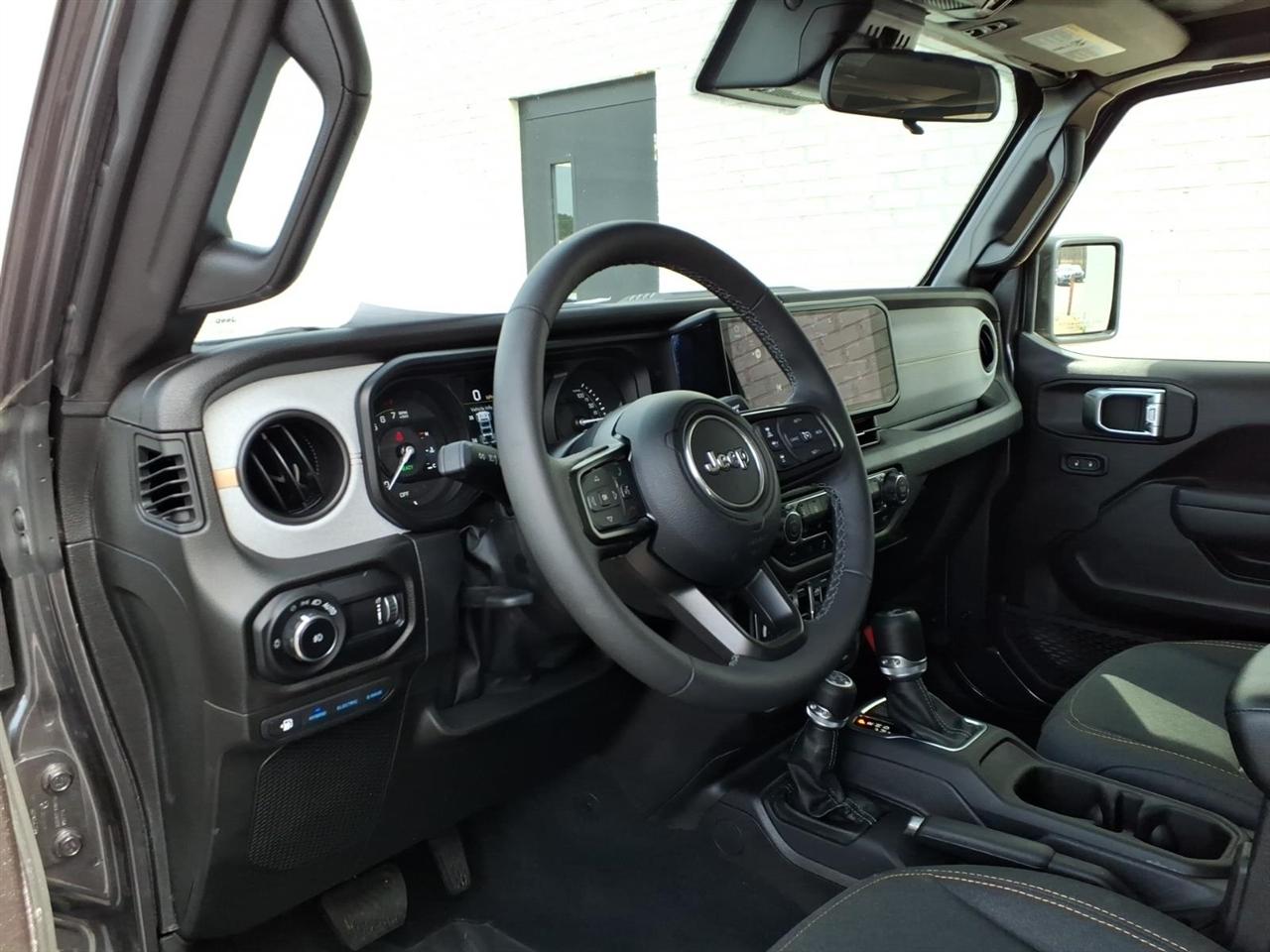 Jeep Wrangler 4xe  2025