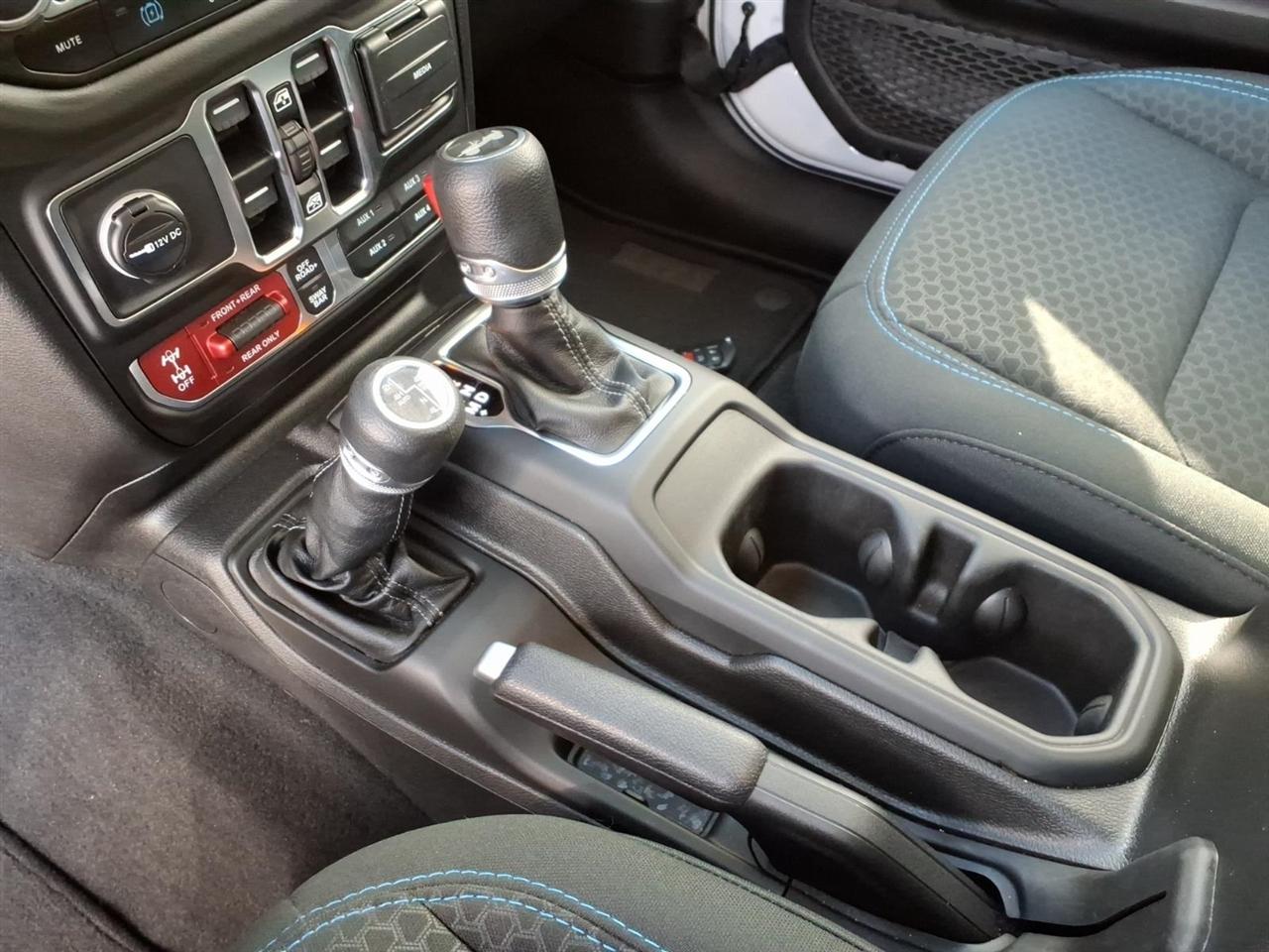 Jeep Wrangler 4xe  2025