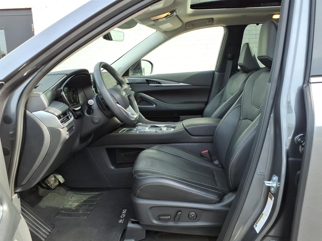 Infiniti QX60 Luxe 2025