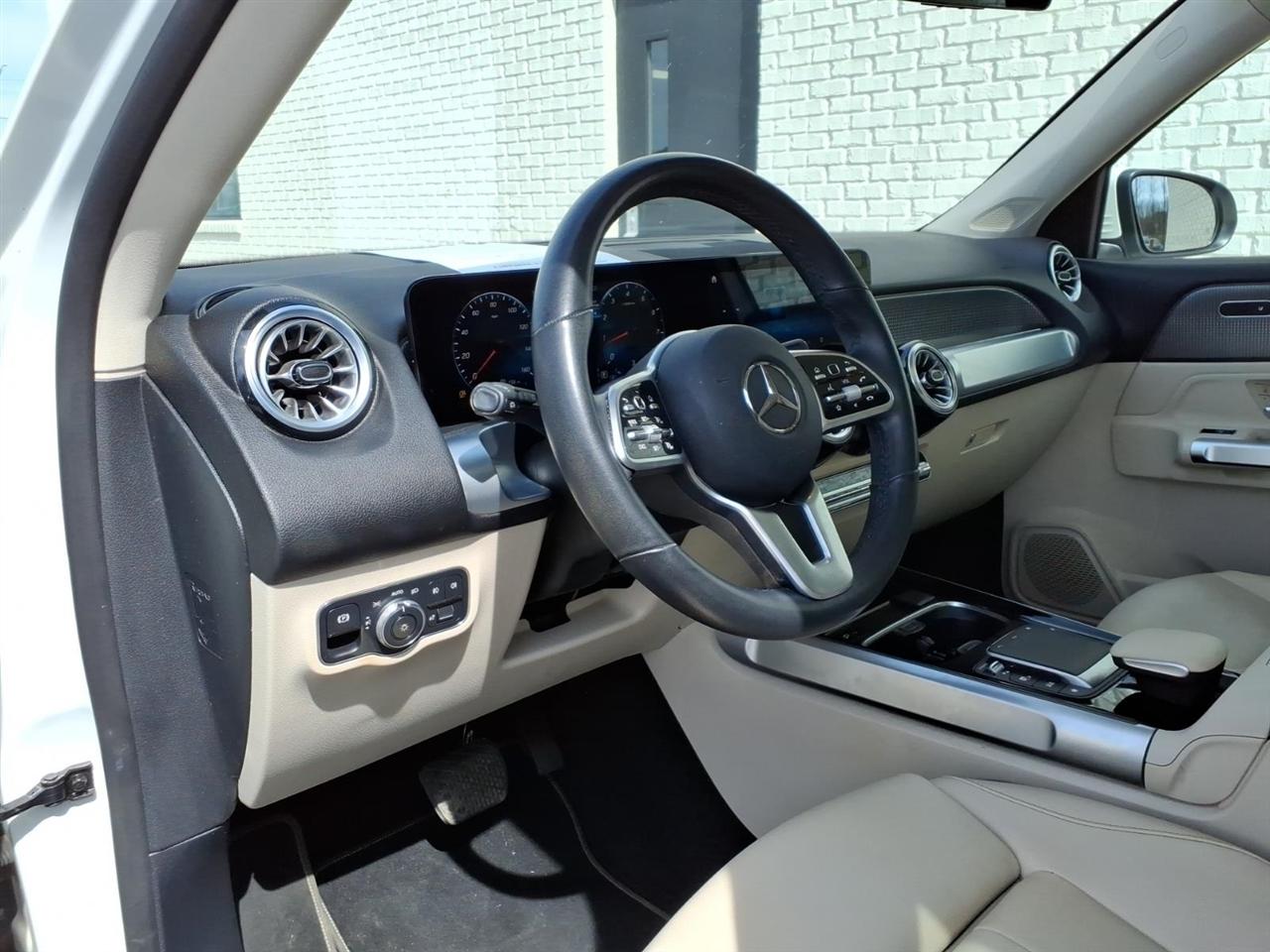 Mercedes-Benz GLB-Class  2022