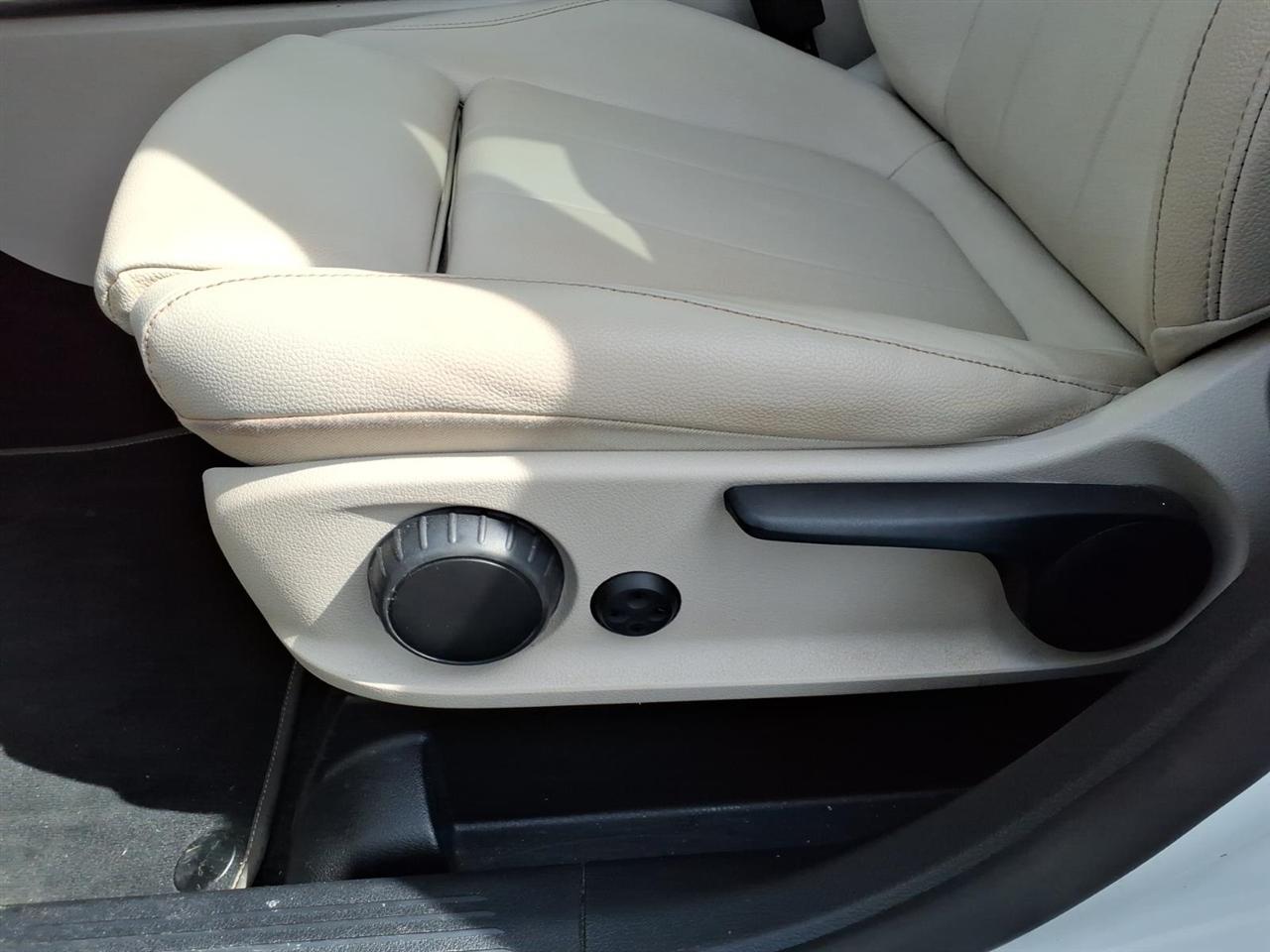 Mercedes-Benz GLB-Class  2022