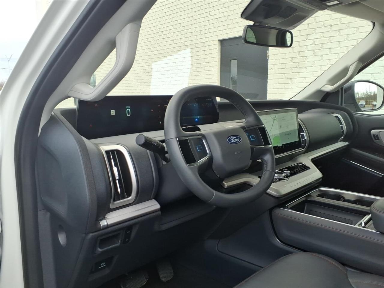 Ford Expedition  2025