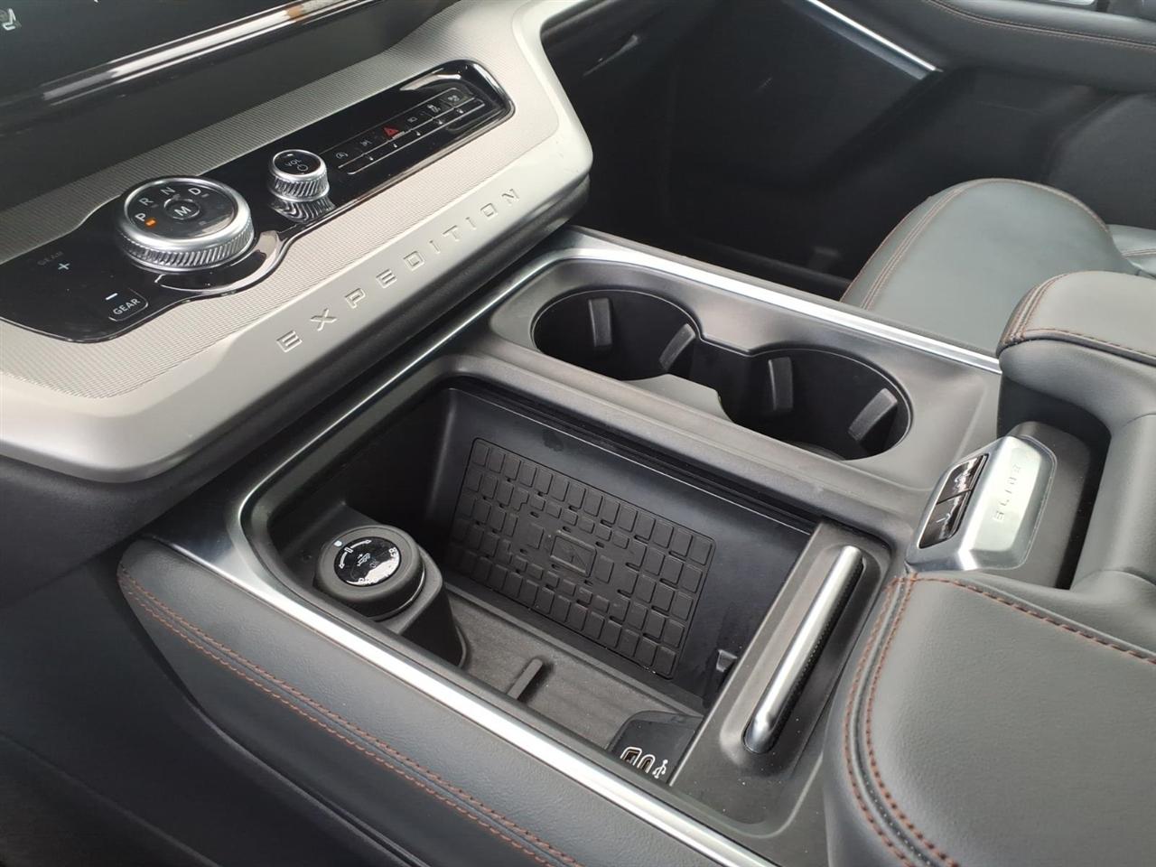 Ford Expedition  2025