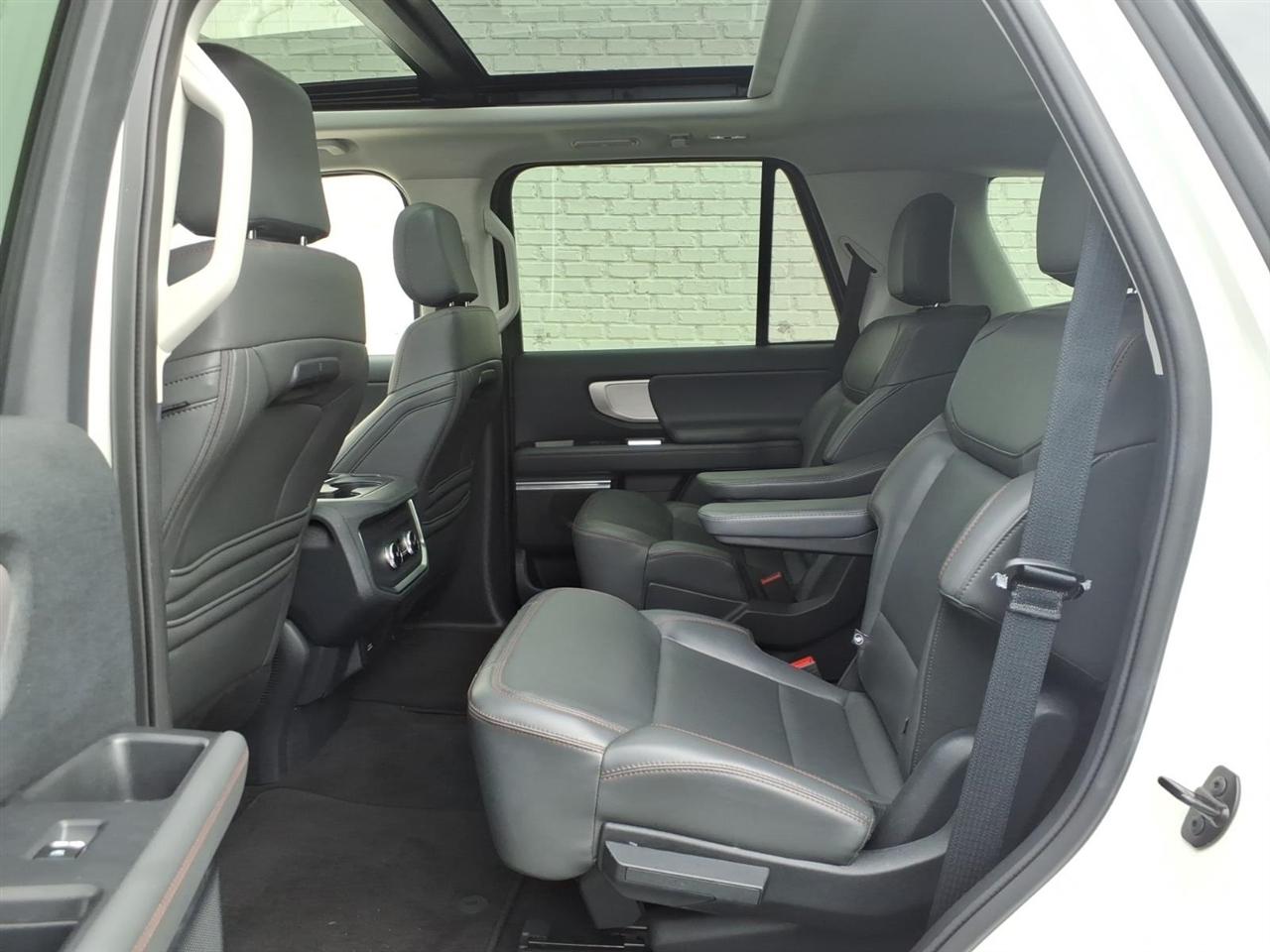 Ford Expedition  2025