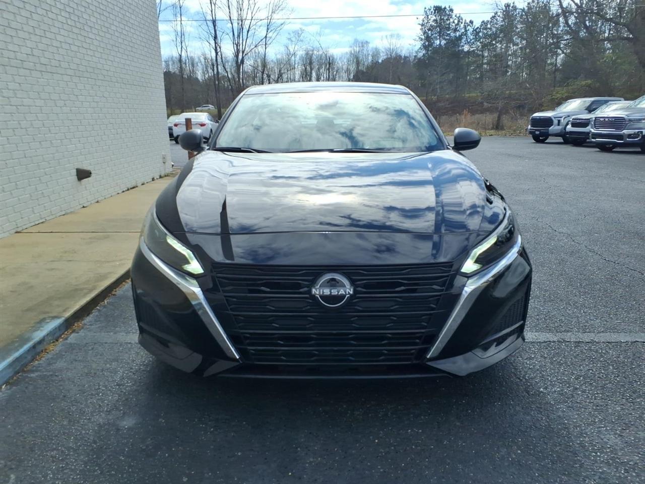 Nissan Altima 2.5 SV 2024