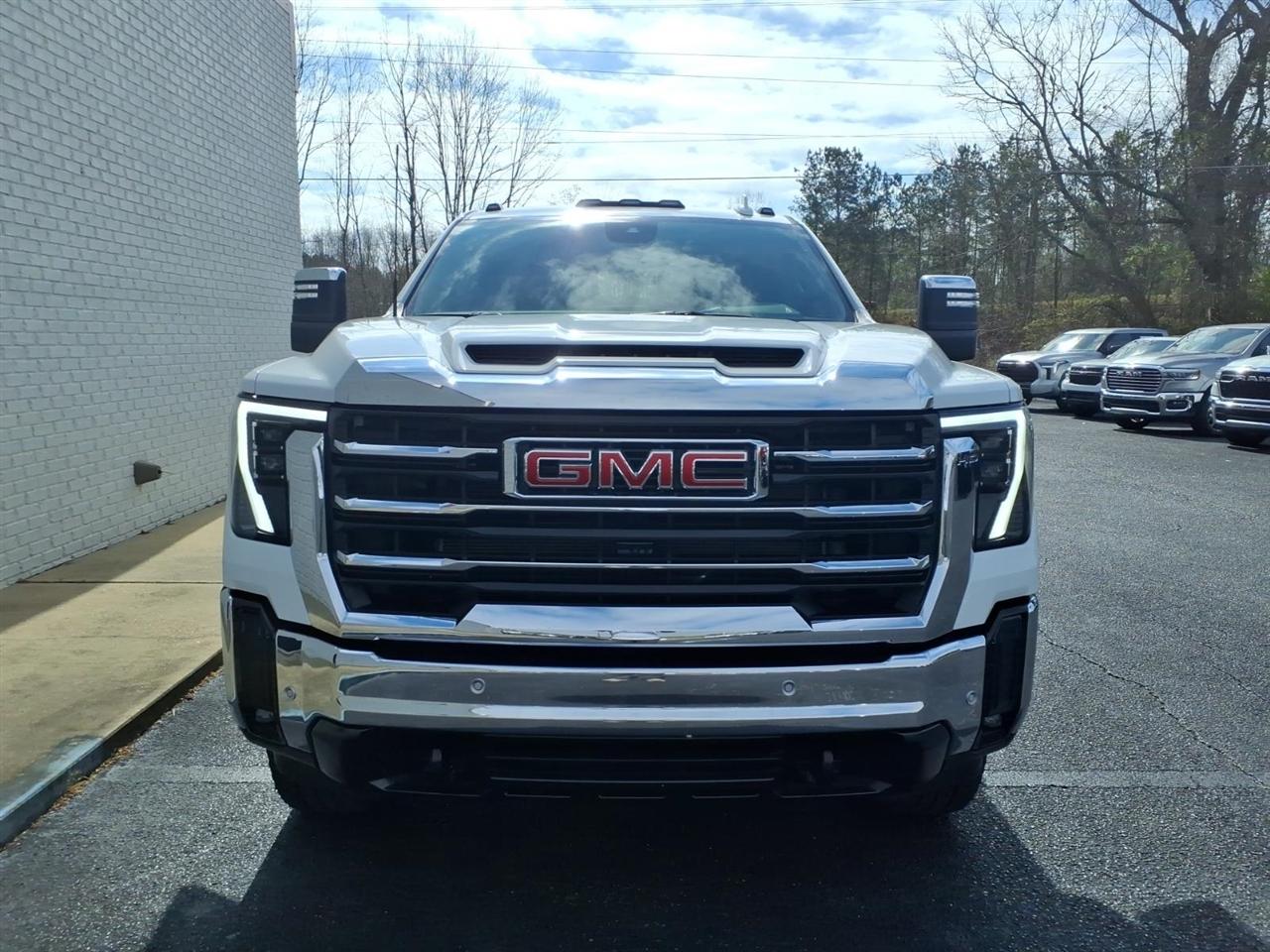 GMC Sierra 2500HD SLT 2025