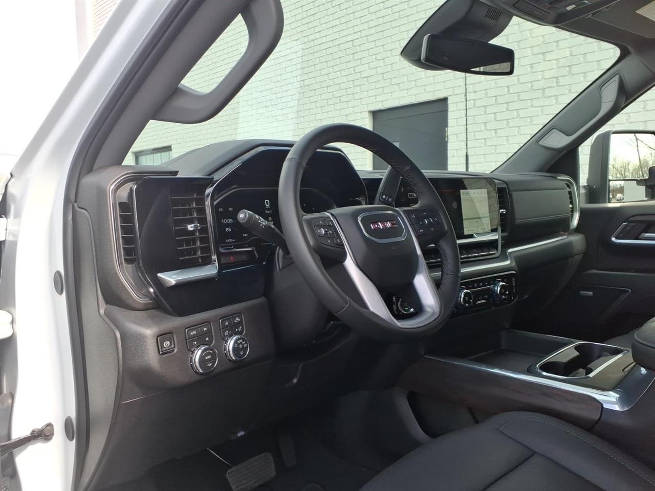 GMC Sierra 2500HD SLT 2025